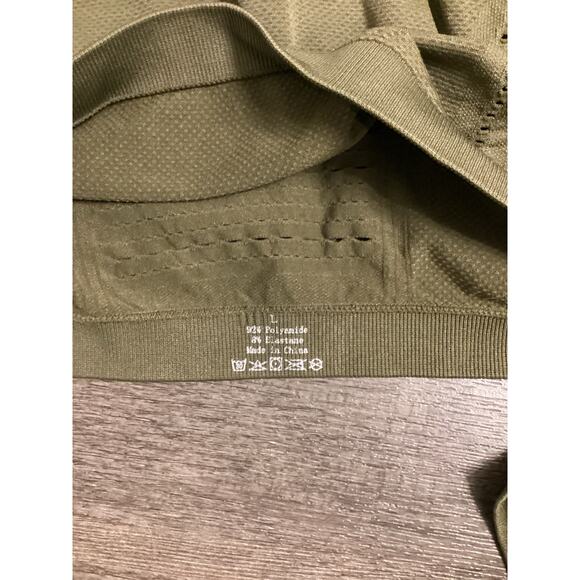 Seamless Crop Top Long Sleeve in Green - Size L - Picture 2 of 2